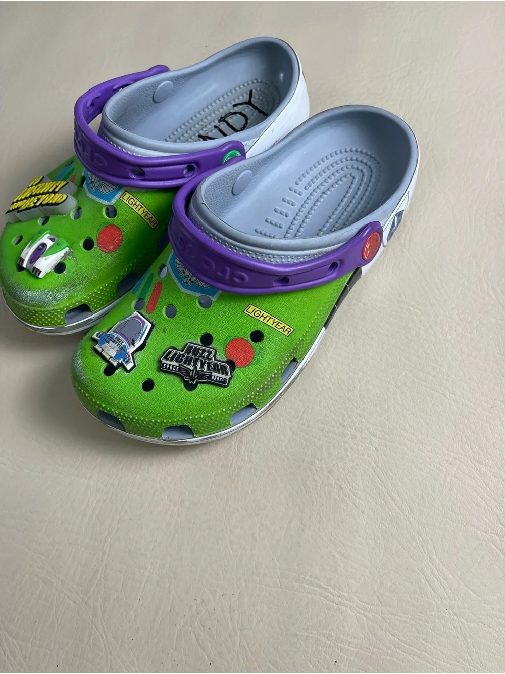 CROCS Kids' Green Clog with Purple Strap - Buzz Lightyear Theme J4 used